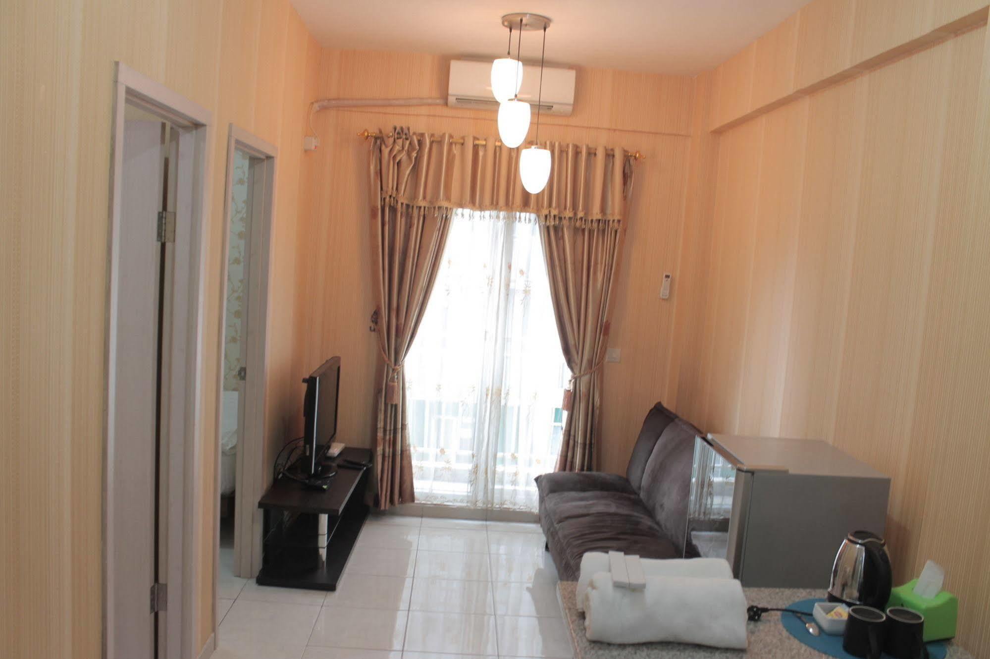 Myrooms Bekasi Luaran gambar