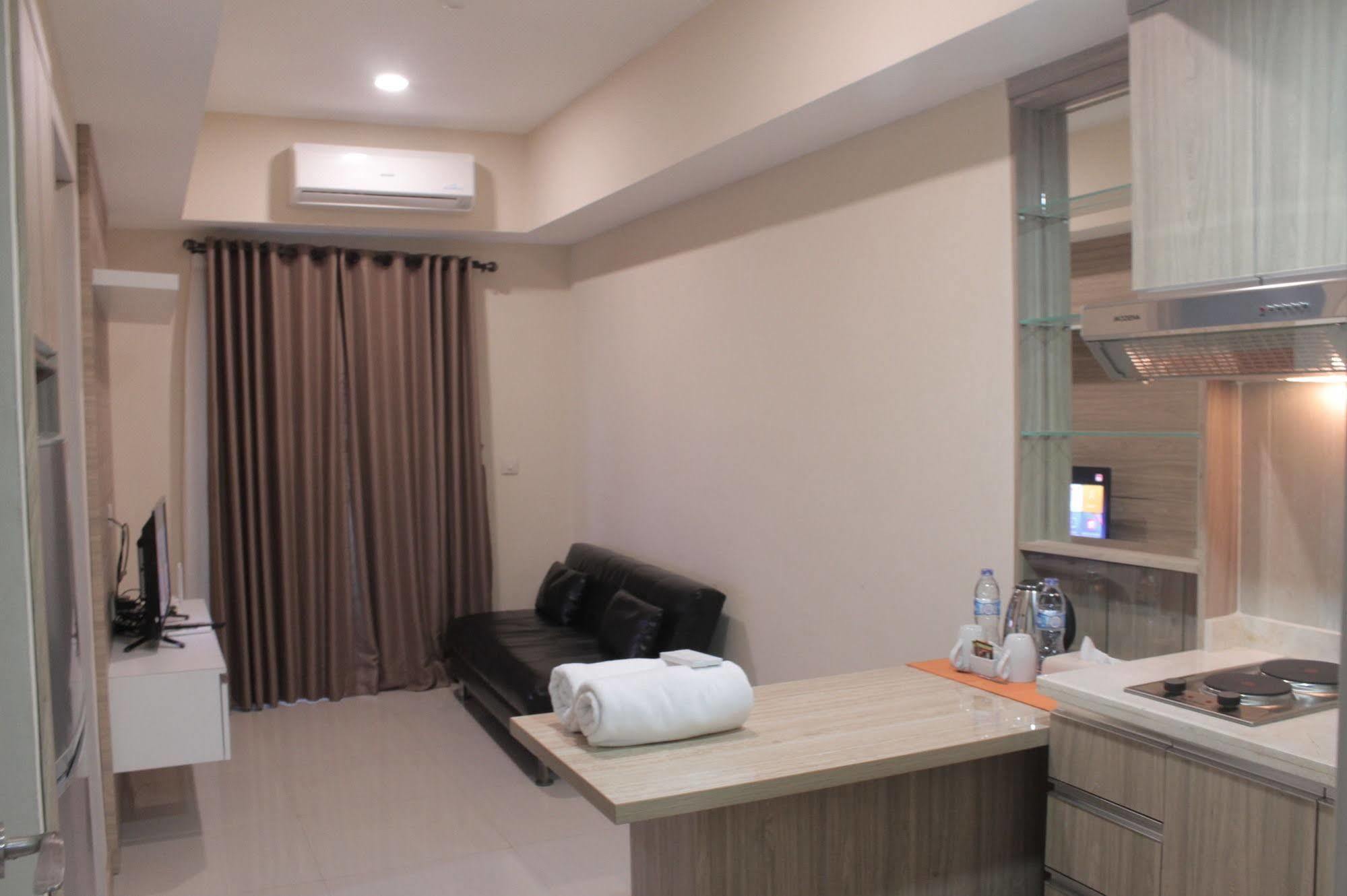 Myrooms Bekasi Luaran gambar