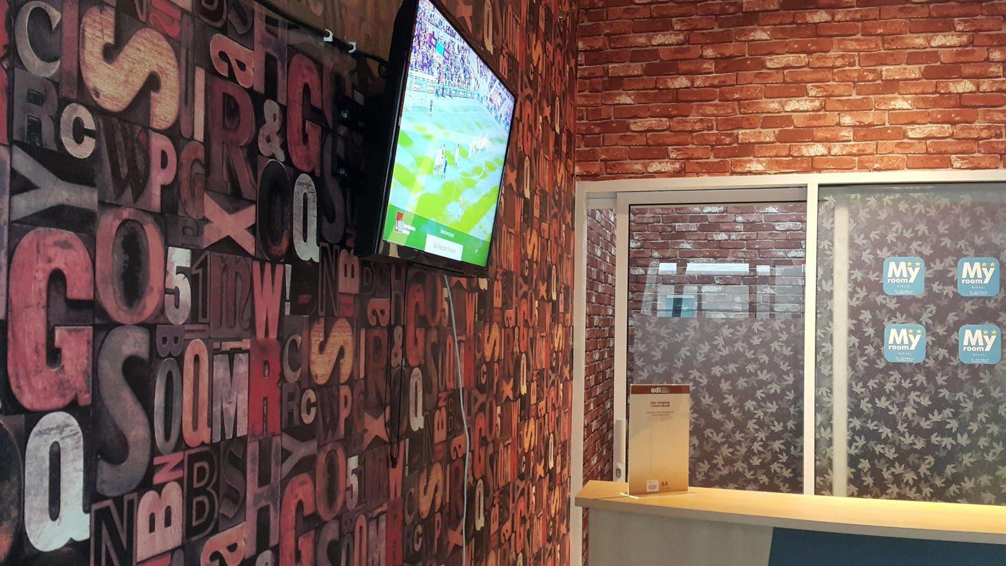 Myrooms Bekasi Luaran gambar